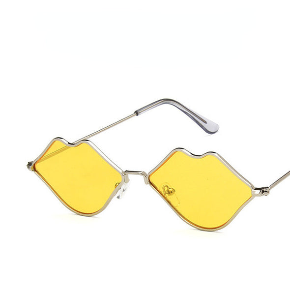 Fashion Cute Sexy Retro Sunglasses Women Brand Designer Lip shape Sun glasses Vintage Cheap Eyewear Red female