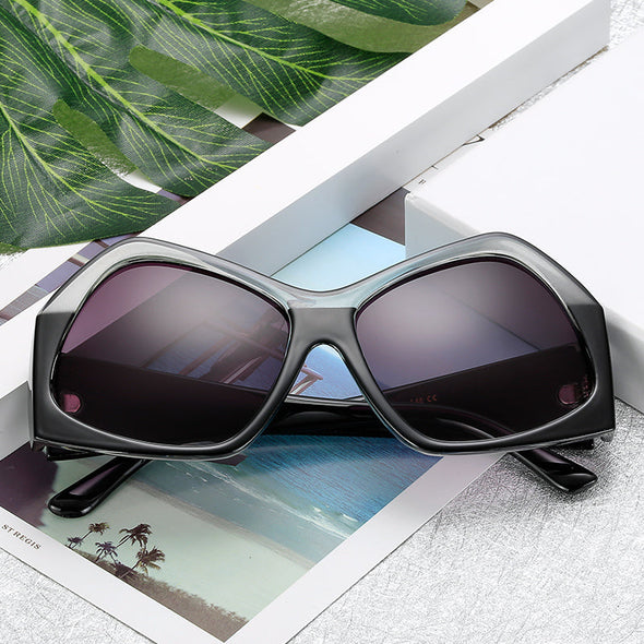 Sunglasses Women Gradient Glasses Brand Design Luxury Eyeglasses Retro Vintage Unique Transparent Shadow Sun Glasses