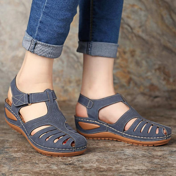 Zoloss - Soft PU Leather Closed Toe Vintage Anti-Slip Sandals