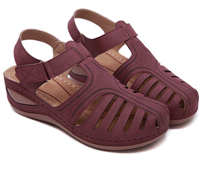 Zoloss - Soft PU Leather Closed Toe Vintage Anti-Slip Sandals
