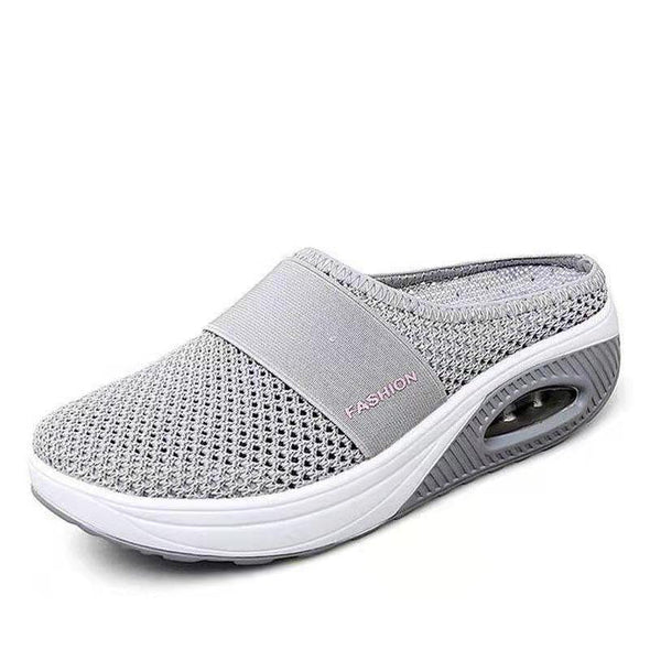 Air-cushioned slip-on walking shoes