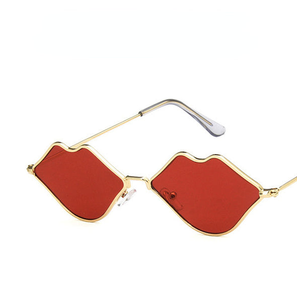 Fashion Cute Sexy Retro Sunglasses Women Brand Designer Lip shape Sun glasses Vintage Cheap Eyewear Red female