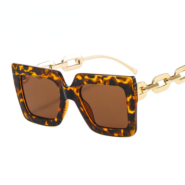 Europe and America big box square ladies chain decorative sunglasses ins online celebrity retro personality fashion sunglasses