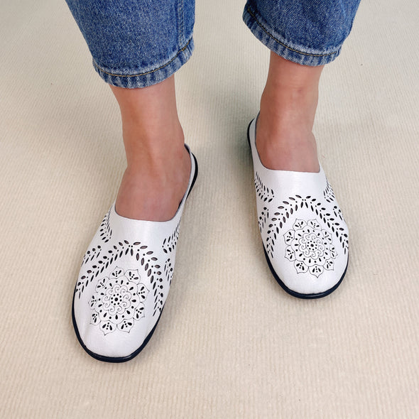 Zoloss Casual All-match Hollow Slippers