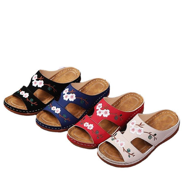 Zoloss - Flower Embroidered Vintage Casual Wedges Sandals