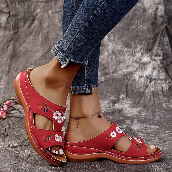 Zoloss - Flower Embroidered Vintage Casual Wedges Sandals