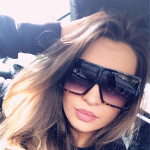 Oversized Shades Woman Sunglasses