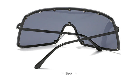 One Piece Full Rivet Shield Sunglasses For Women Luxury Brand Alloy Oversized Sexy Sun Glasses Men Retro Hip Hop Mirror Shades