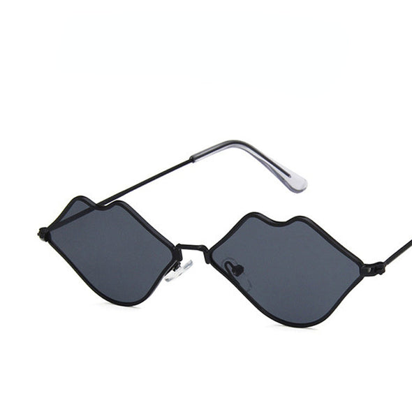 Fashion Cute Sexy Retro Sunglasses Women Brand Designer Lip shape Sun glasses Vintage Cheap Eyewear Red female